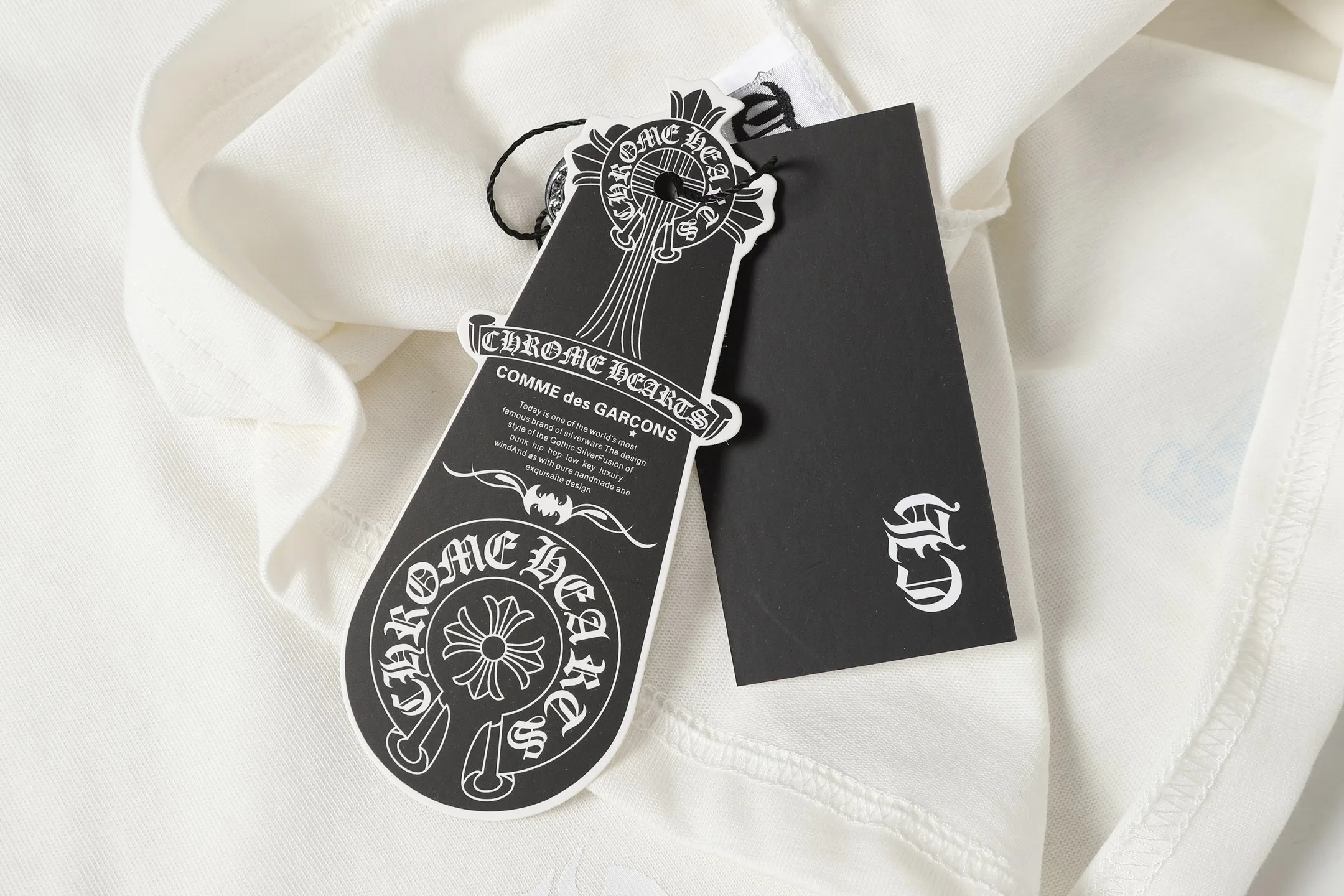 P160 Cross-border model, please do not place an order if you pursue quality - Chrome Hearts/Chrome Heart Sanskrit Cross ✝️ printed popular long-sleeved T-shirt - High weight, high density and high quality. The wool is soft, delicate and skin-friendly. It feels soft and silky. It has excellent warmth and skin-friendly properties. - Customized weaving and dyeing, no color difference, no matter the fabric or workmanship details, beat the ordinary version on the market -Colour: black white -Size: S M L XL